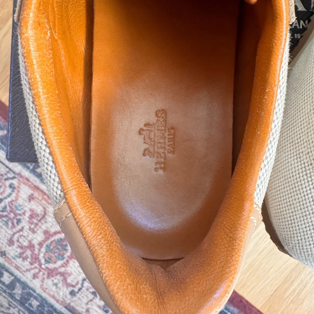 Hermes Leather Interior in Tan and Brown - Picture 4 of 7